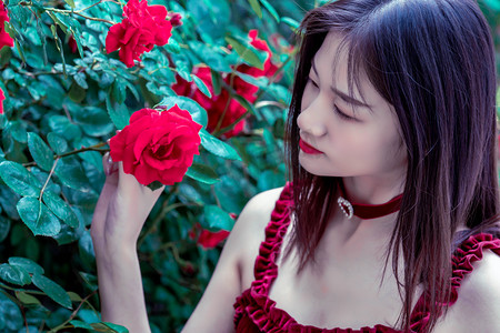 小县城“玩转”数字经济 中亚专家陕西宜君感受“科技力”